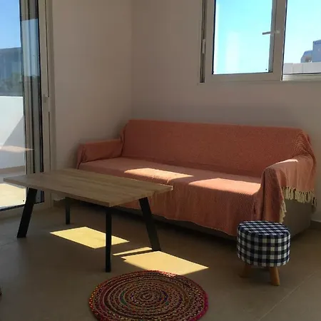 Peter Pan 3 Penthouse Apartment *