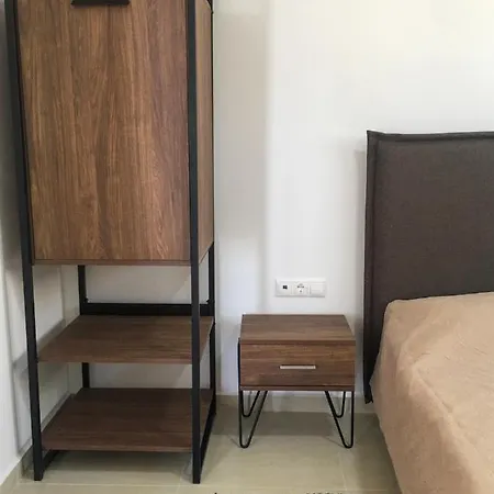 Peter Pan 3 Penthouse Apartment *